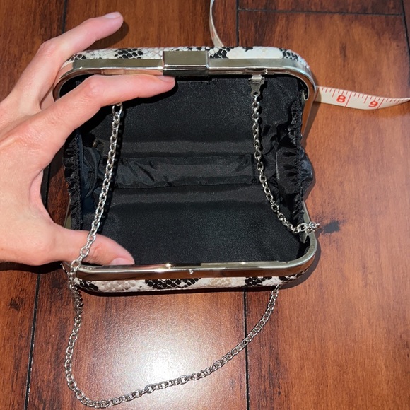 Style&co. Faux snakeskin clutch - Picture 3 of 5